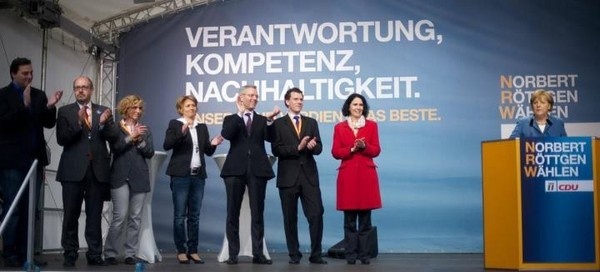 Bundeskanzlerin Angela Merkel und Norbert Röttgen in Bonn (April 2012)
