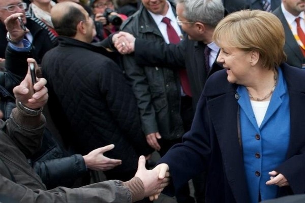 Bundeskanzlerin Angela Merkel und Norbert Röttgen in Bonn (April 2012)