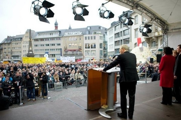Bundeskanzlerin Angela Merkel und Norbert Röttgen in Bonn (April 2012)