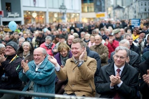 Bundeskanzlerin Angela Merkel und Norbert Röttgen in Bonn (April 2012)