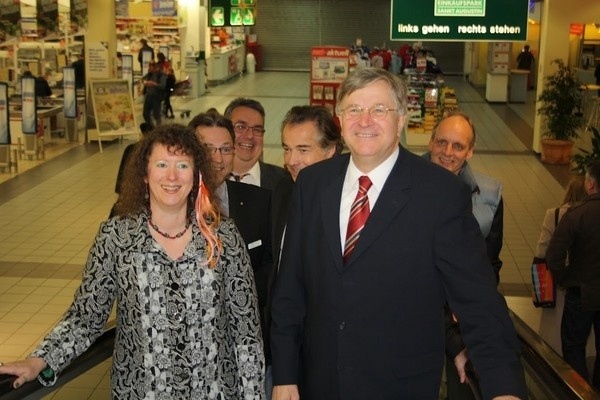 Staatssekretär Peter Hintze MdB zu Besuch in Sankt Augustin (April 2012)