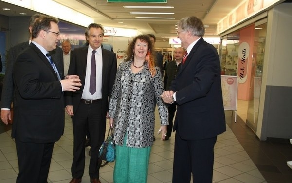 Staatssekretär Peter Hintze MdB zu Besuch in Sankt Augustin (April 2012)