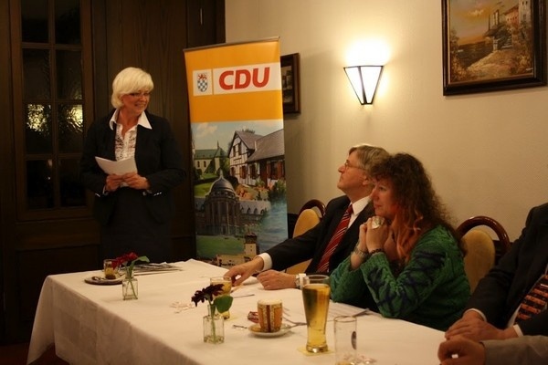 Staatssekretär Peter Hintze MdB zu Besuch in Sankt Augustin (April 2012)