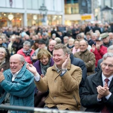 Größeres Bild ansehen